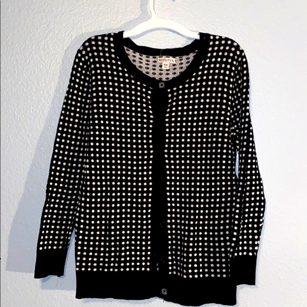 polka dot cardigan!